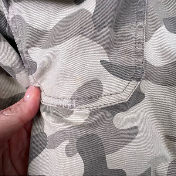 Bundle of two Hollister denim button shirts 🖤 extra small - Picture 3 of 13